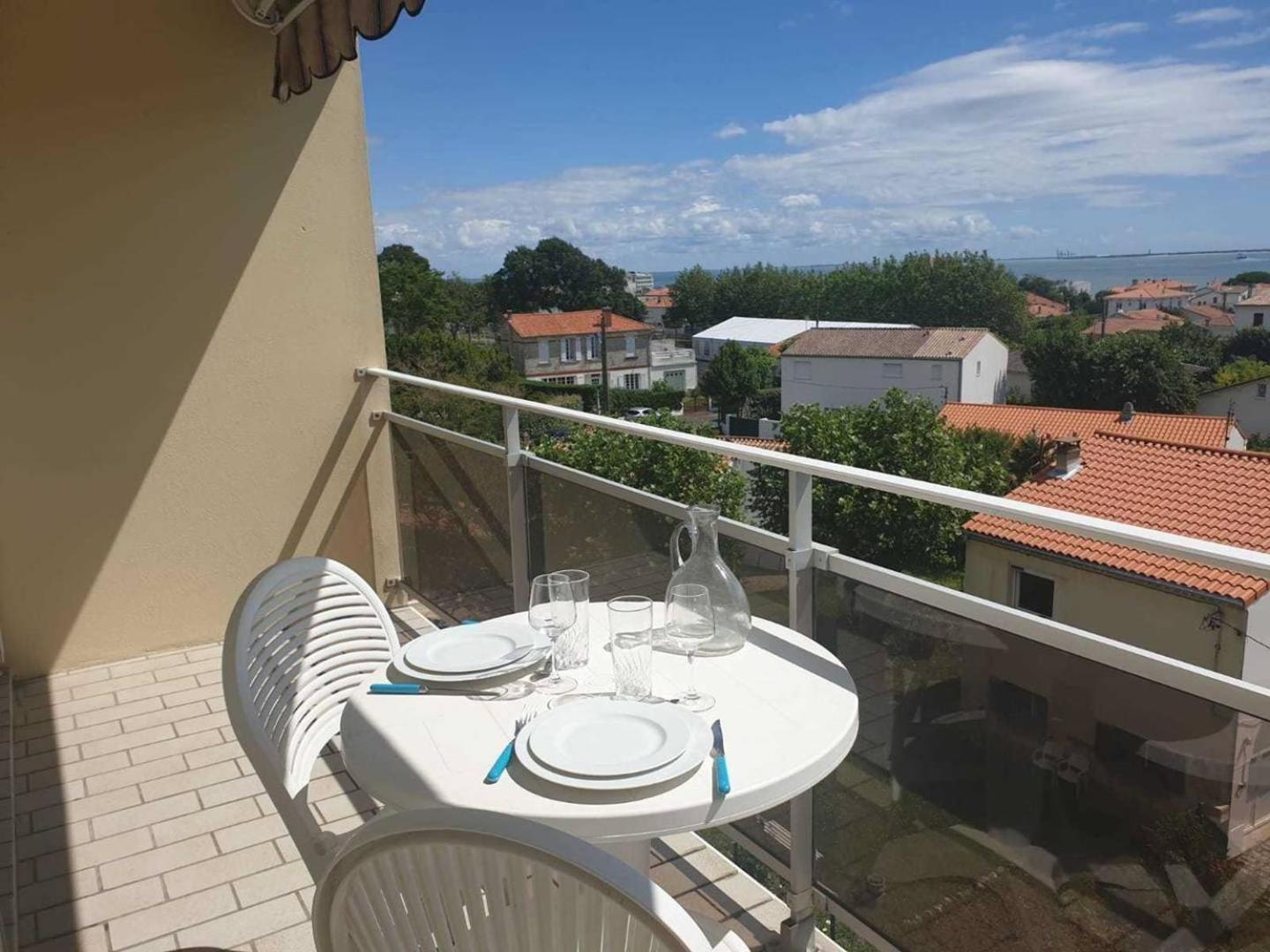 Royan - Appartement Vue Mer - Proximite Plage Et Parking Privatif Kültér fotó